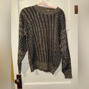 80s Le Tigre men’s print sweater